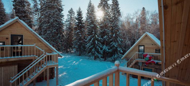 白哈巴踏雪松涧民宿图片
