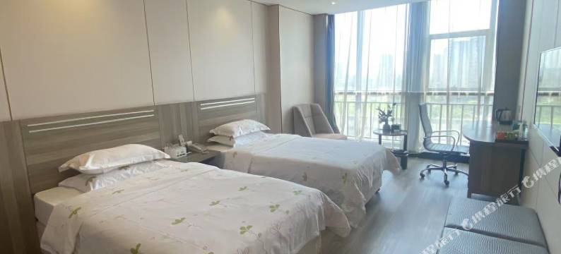 鲁越大酒店(绍兴北站店)图片