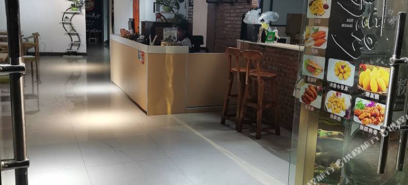 茶尔斯民宿(丹霞山店)图片