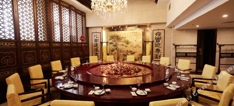 北京天安门广场便宜坊酒店(前门地铁站店)图片