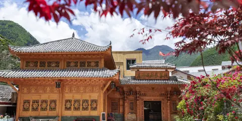 九寨溝鑫濤閣藏家客棧