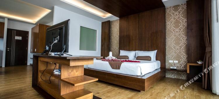 皮皮岛悬崖海滩度假村(Phi Phi Cliff Beach Resort)图片
