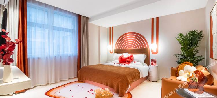 方棠艺术酒店(潢川迎宾路西亚和悦广场店)图片
