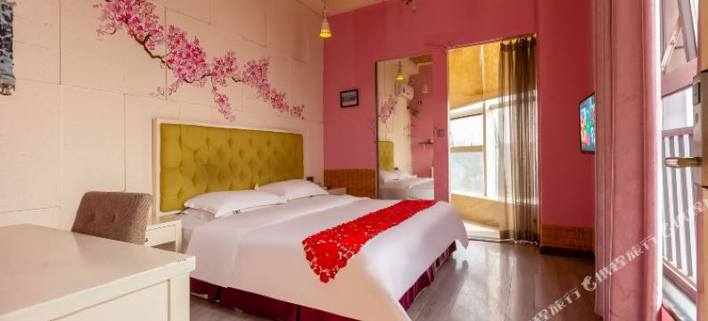 甲居艺井酒店(成都植物园地铁站店)图片