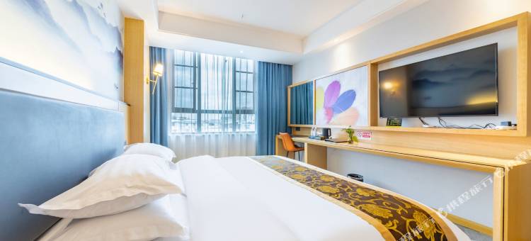 首嘉苌弘大酒店(资阳北站苌弘广场地铁站店)图片