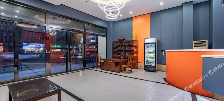 骏怡连锁酒店(江汉路六渡桥地铁站店)图片