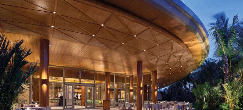 普吉岛迈考海滩跃浪渡假村(Splash Beach Resort Maikhao Phuket)图片