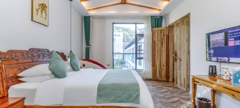 花宿客栈(重渡沟演艺广场店)图片