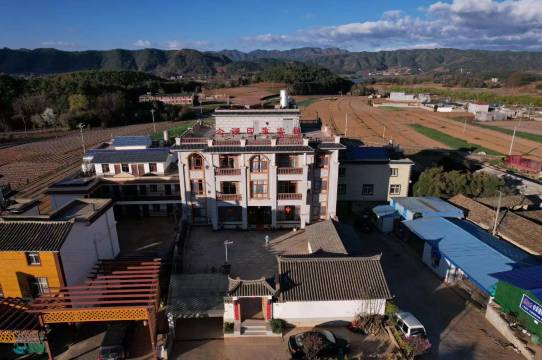 hotel overview picture