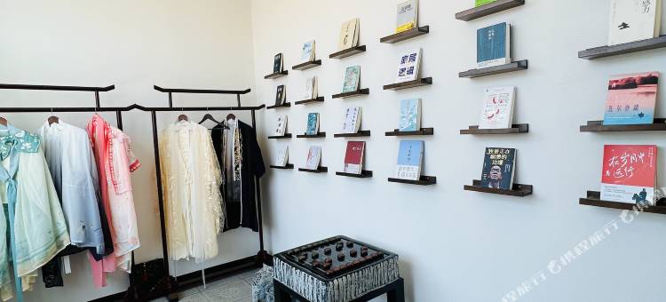 东隐乡居·美宿(敕勒川草原店)图片