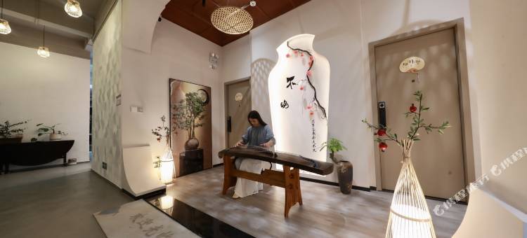 花筑·不晚民宿(潮州古城牌坊街店)图片