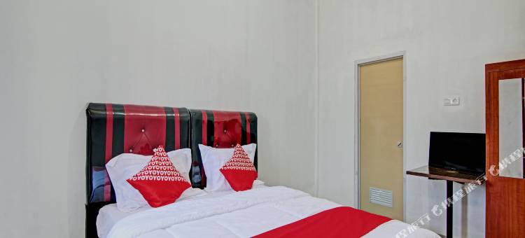 Hotel O 勒斯塔里巴鲁伊斯兰民宿靠近SMA Negeri 1 Salo(Hotel O Lestari Baru Syariah Near SMA Negeri 1 Salo)图片