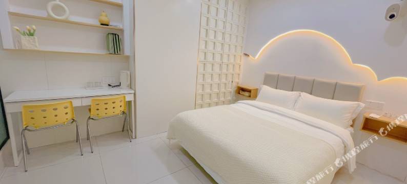 晚风投影式酒店(重庆北站店)图片