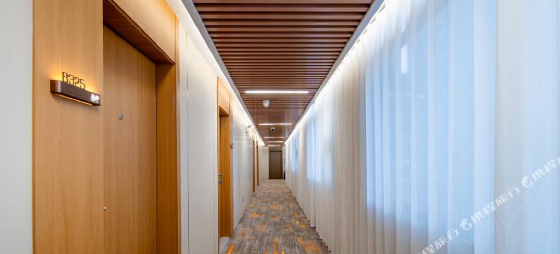 如家驿居酒店(武汉光谷广场地铁站民族大学店)图片