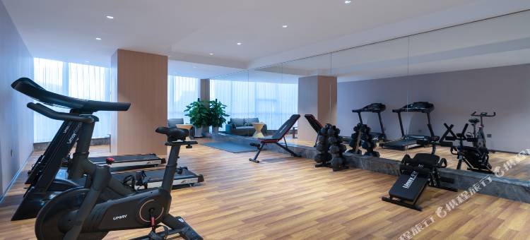 逸柏国际酒店(贵阳喷水池国贸广场店)图片