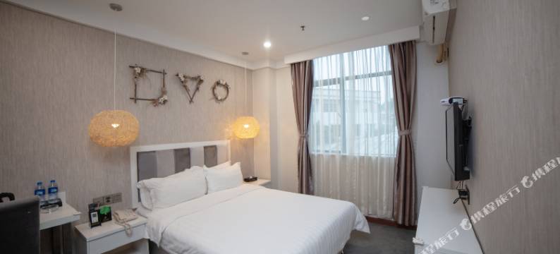 中山梵珀酒店(博览中心店)图片