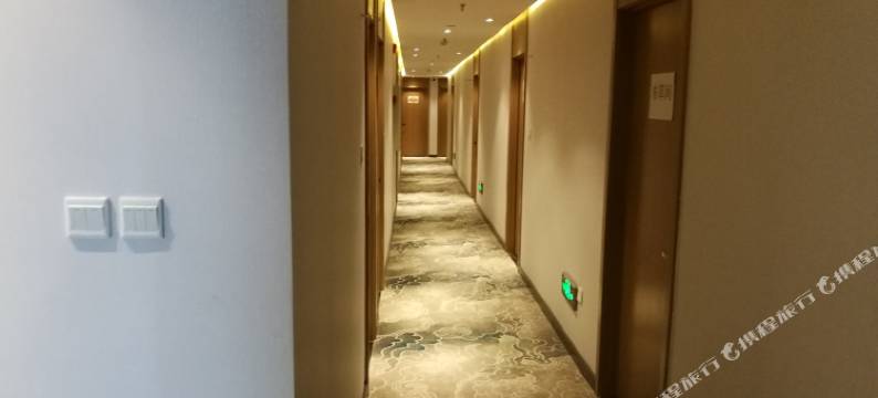 沈阳宝石宾馆图片