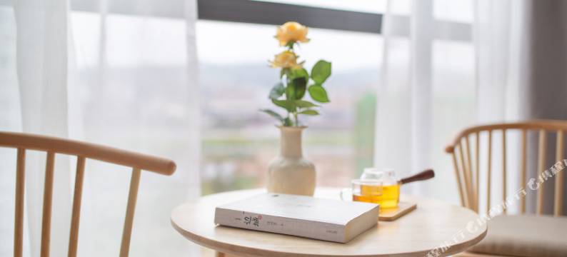 近远山美宿酒店(张家界天门山国家森林公园店)图片