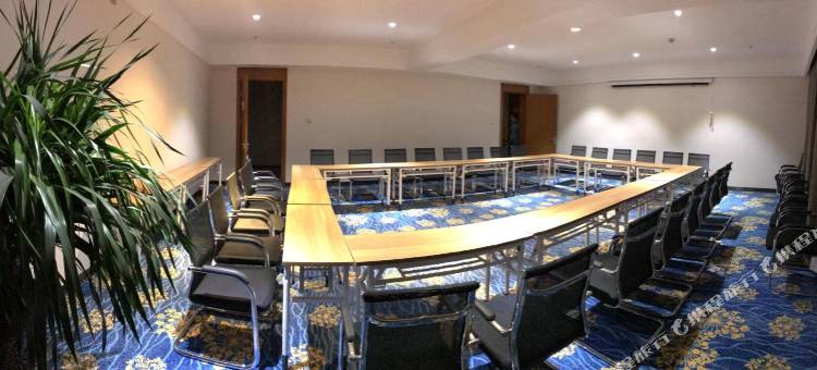 吉木乃冰川国际大酒店图片