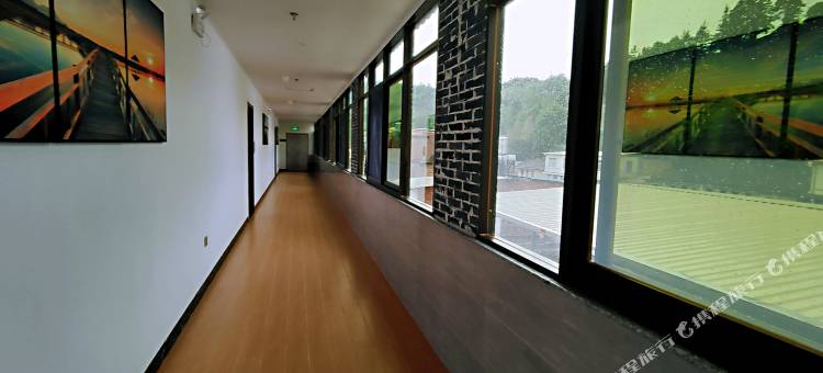 南靖近水楼台商务酒店图片