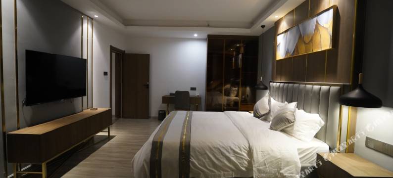 孟连宏业腾飞精品酒店图片