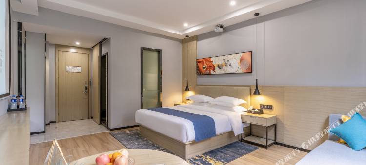 蜂鸟精选酒店(鄂州花湖高铁站店)图片