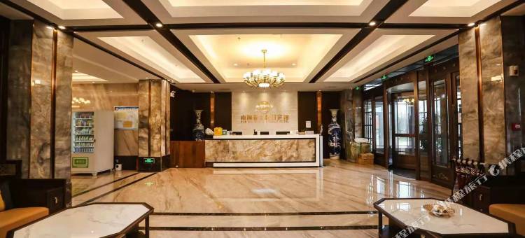 南海壹号假日酒店(大连高新万达广场店)图片