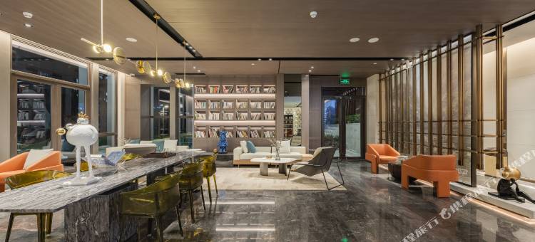 上海新国际博览中心杨高南路地铁站亚朵酒店图片