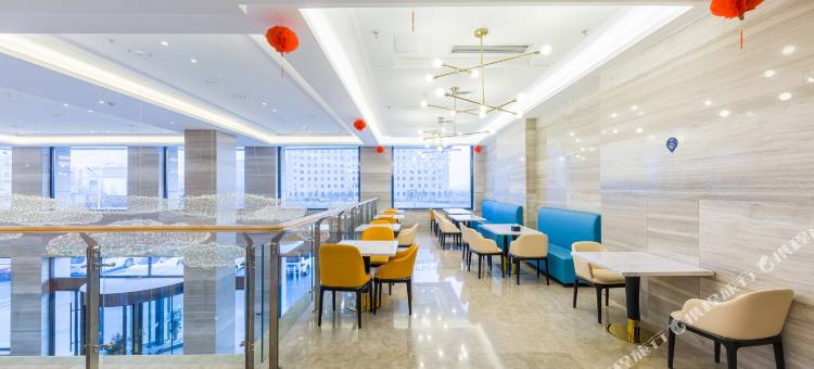 凯丽亚德酒店(阿拉善左旗行政公署博物馆店)图片