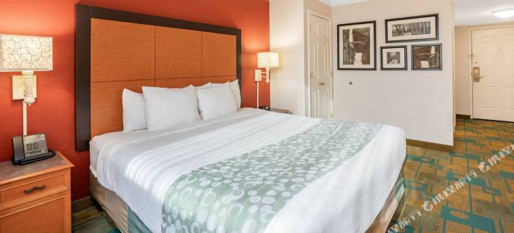 西雅图锡塔克机场拉昆塔温德姆套房酒店(La Quinta Inn & Suites by Wyndham Seattle Sea-Tac Airport)图片