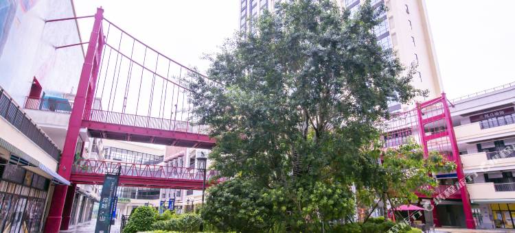 ONE山全套房酒店公寓(珠海南屏华发商都店)图片