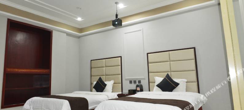 鹤壁仙鹤湖假日酒店图片