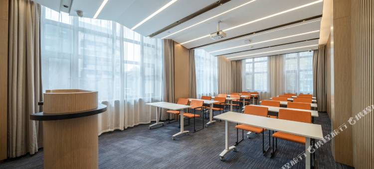 佳木斯中山街新玛特亚朵酒店图片