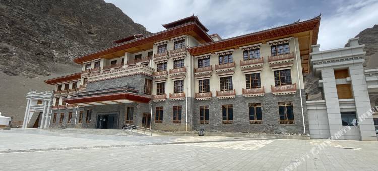 暗夜星辰营地图片