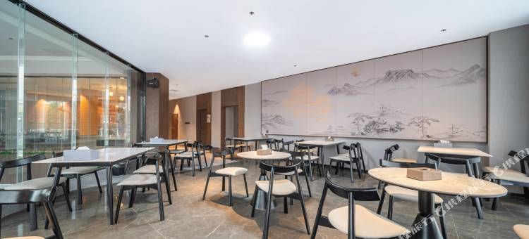 信阳维尔纳酒店(信阳平桥世纪广场店)图片