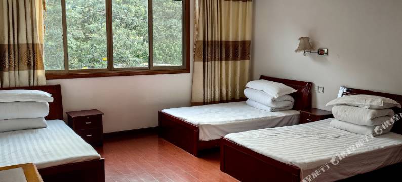 歙县深渡藏龙湾人家图片