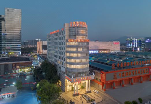 维也纳国际酒店（深圳华南城万达广场2座店）外景图