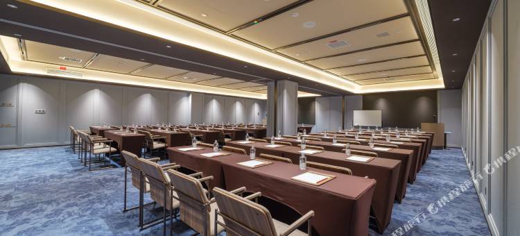 阿勒泰桔子水晶酒店图片