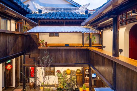 漫行居•花房民宿(周庄古镇内三毛茶楼店)