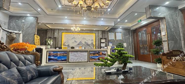 德朗·轻奢智能酒店(阿坝县格尔登寺院店)图片