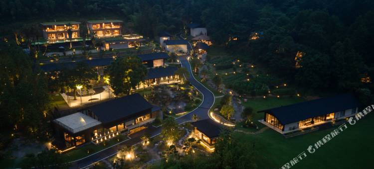 雲隐山居图片