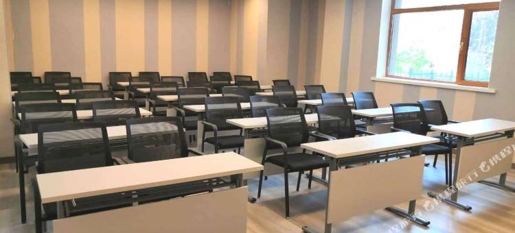 汉庭酒店(长春会展中心摩天活力城店)图片