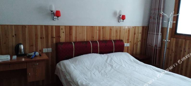 婺源江岭华峰客栈图片