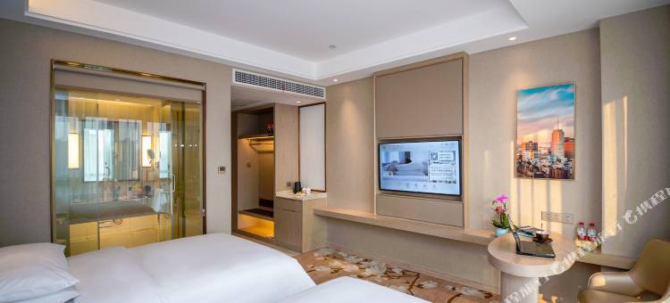 维也纳国际酒店(长沙周南中学秀峰山地铁站店)图片