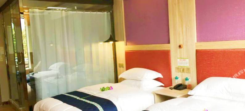 稻城亚丁藏亚文化酒店图片