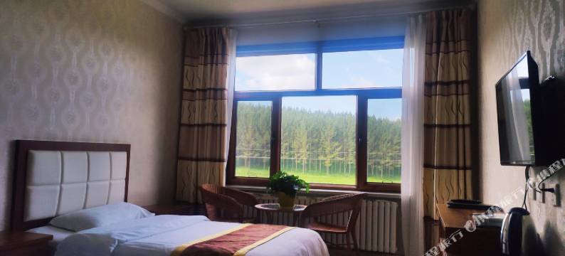 城龙酒店(乌兰布统草原景区店)图片