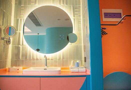 Manqu Paradise Hotel (Quzhou Kaihua Deyang Building) Hotel Overview