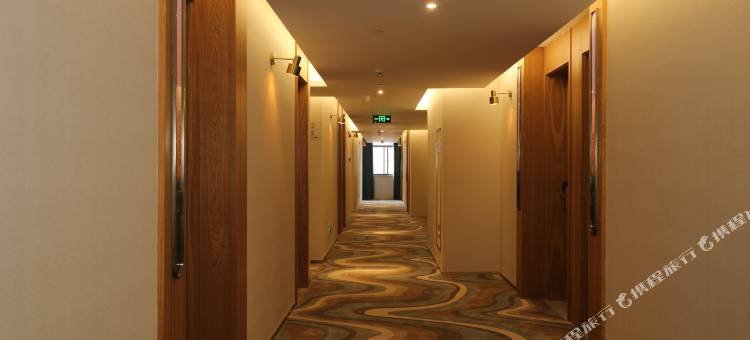 喆啡酒店(昆明南屏步行街店)图片