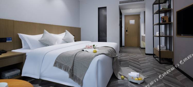 米尼优家酒店 (赣州方特东方欲晓运营中心万达广场店)图片