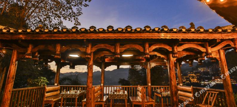 土司宣府(芙蓉镇大瀑布店)图片